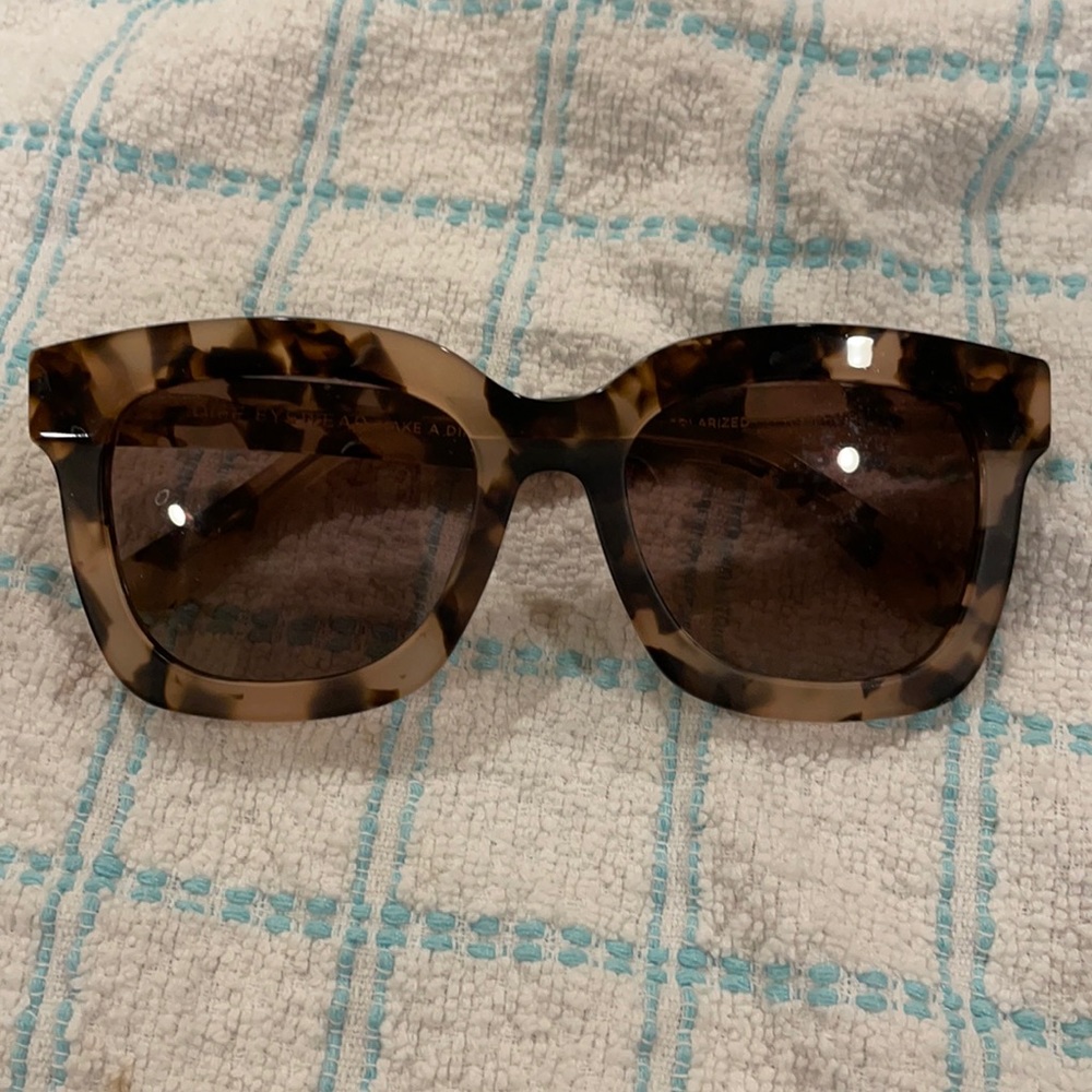COPY - Brand New Diff sunglasses